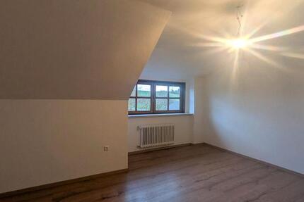 Wohnung Geisenhausen - 2 Zimmer, 67 m&sup2;, 700&euro; | Angebot:26041342