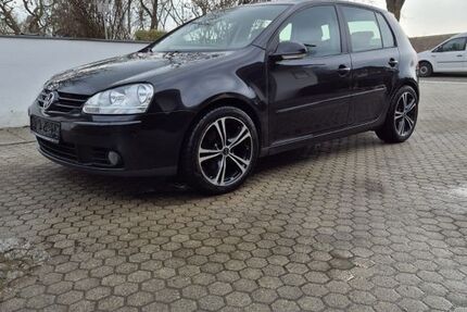 VW Golf 261.000 km 2.299 &euro; Weihmichl 84107