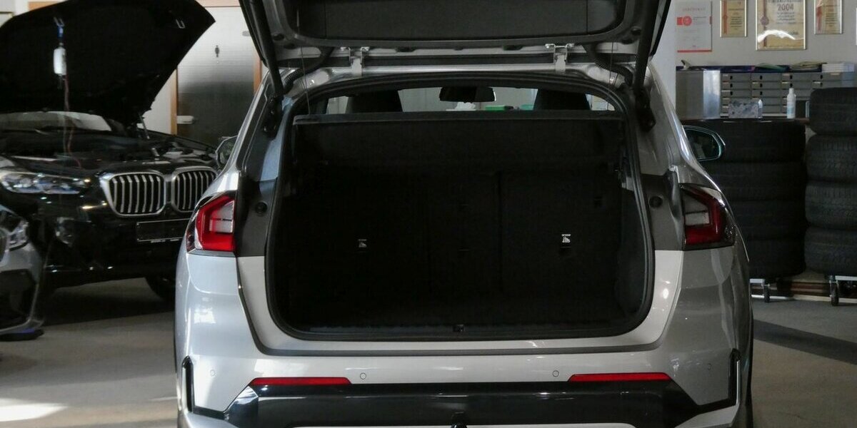 BMW X1 20d xDrive x-Line AHK,Leder,Driv.Ass.Plus 19.600 km 38.990 &euro; Landshut 84030