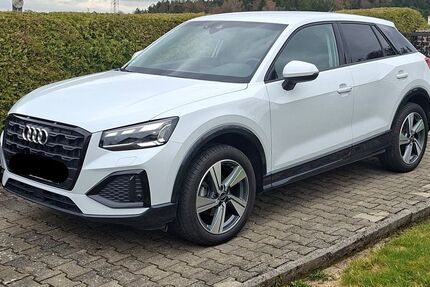 Audi Q2 12.000 km 30.900 &euro; adlkofen 84166
