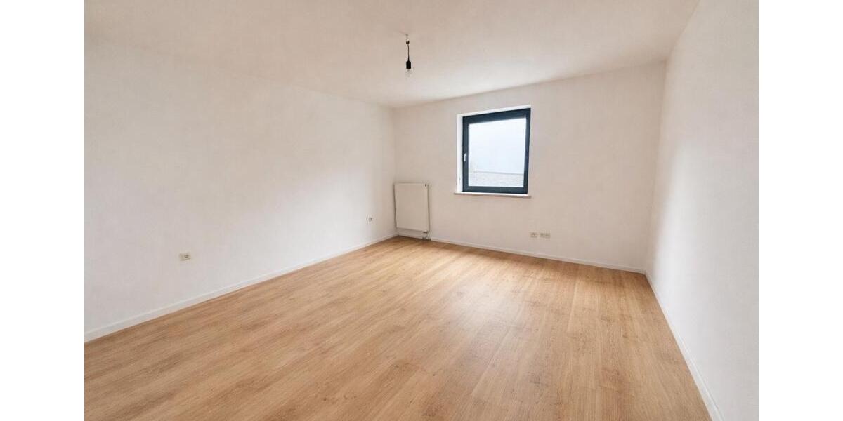 Hochparterre Rottenburg an der Laaber - 3 Zimmer, 75 m&sup2;, 650&euro; | Angebot:25935714