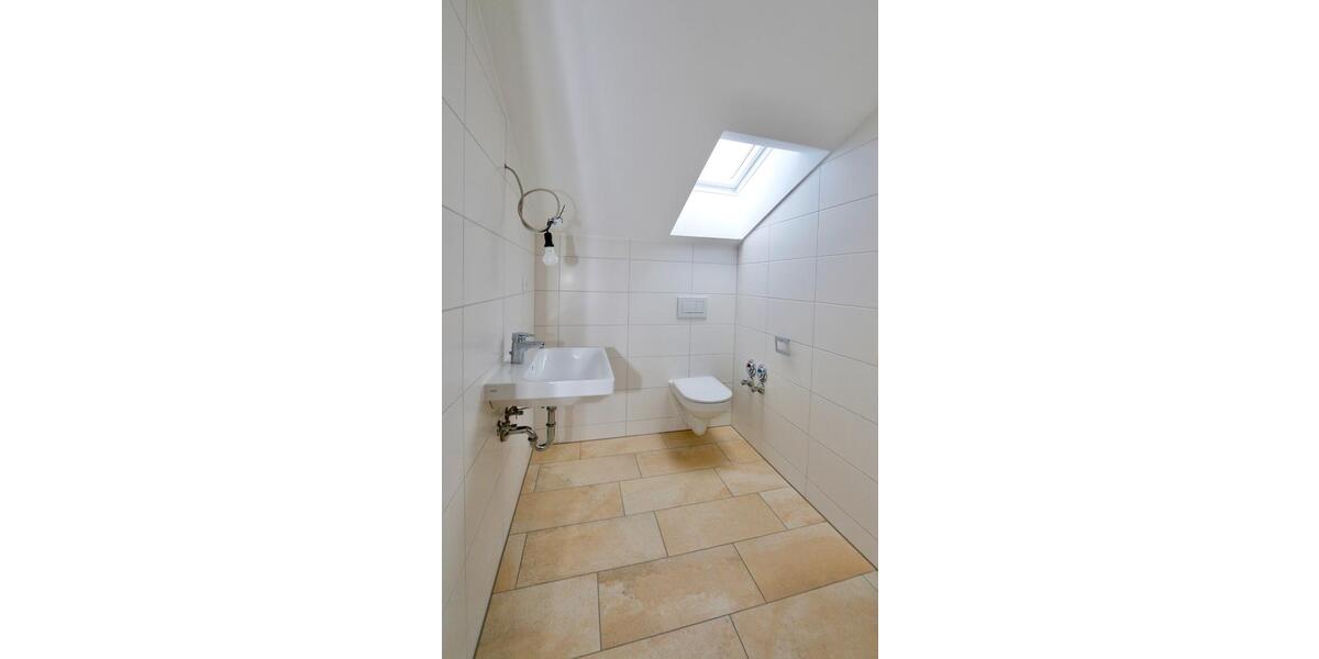 Etagenwohnung Kumhausen - 4 Zimmer, 118 m&sup2;, 1.370&euro; | Angebot:26614904