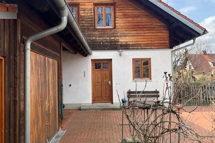 Haus Tiefenbach - 6 Zimmer, 175 m&sup2;, 750.000&euro; | Angebot:25982730