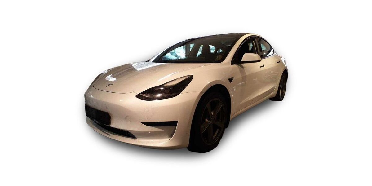 Tesla Model 3 53.346 km 24.794 &euro; Ergolding 84030