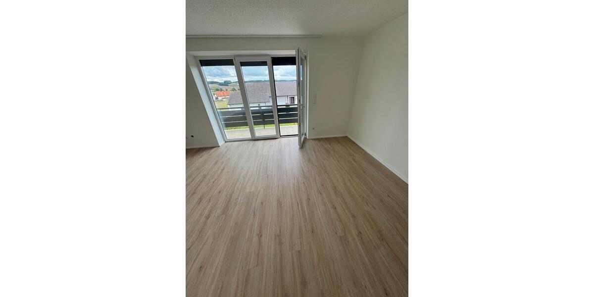Etagenwohnung Gerzen - 3 Zimmer, 65 m&sup2;, 850&euro; | Angebot:25151882