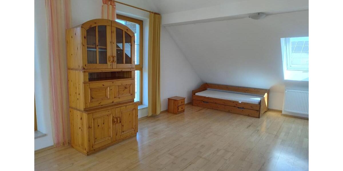 Dachgeschoßwohnung Ergolding - 2 Zimmer, 52 m&sup2;, 710&euro; | Angebot:26619034