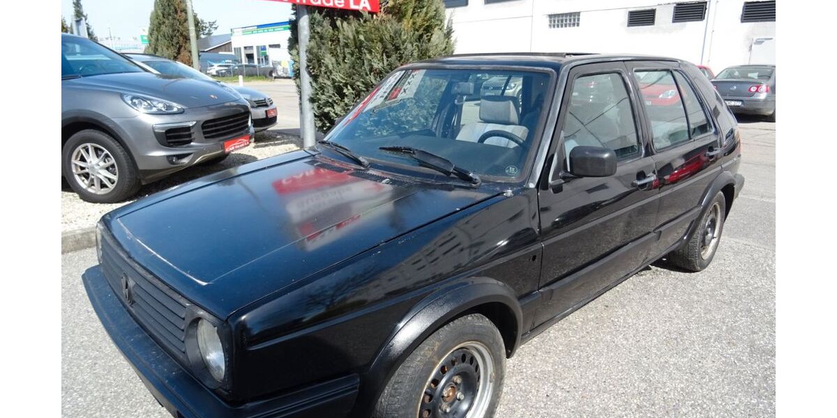 VW Golf 156.000 km 3.690 &euro; Landshut 84030