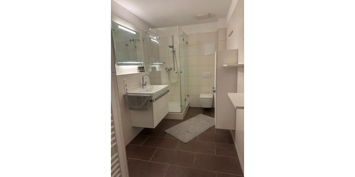 Etagenwohnung Landshut - 2 Zimmer, 73 m&sup2;, 1.000&euro; | Angebot:26614962