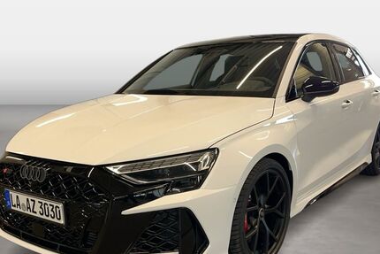 Audi RS3 2.900 km 65.990 &euro; Landshut 84030