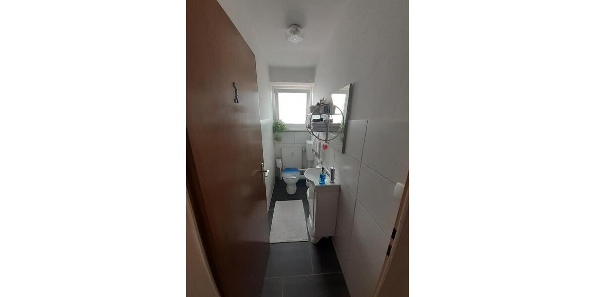 Etagenwohnung Ergolding - 4 Zimmer, 106 m&sup2;, 950&euro; | Angebot:26007890