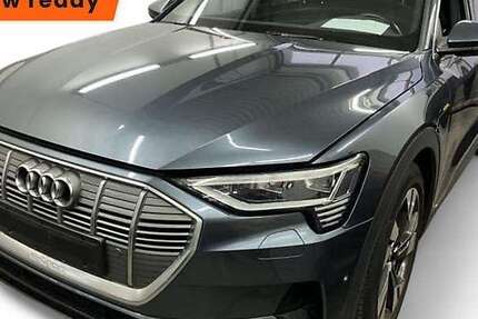 Audi e-tron 127.080 km 22.199 &euro; Ergolding 84030