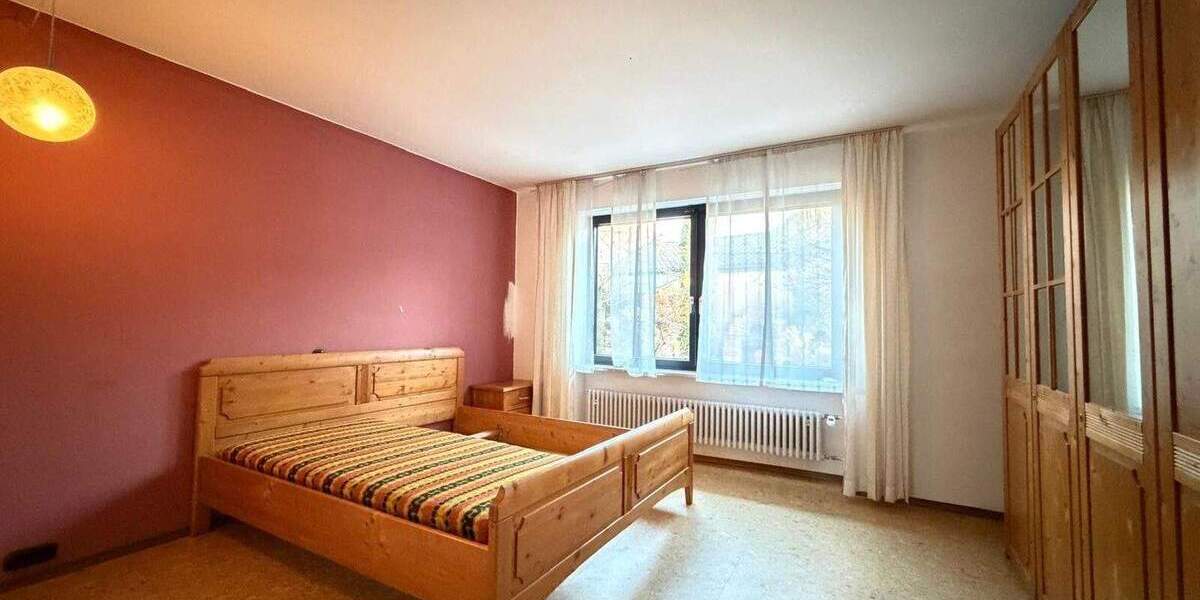 Einfamilienhaus Geisenhausen - 5 Zimmer, 144 m&sup2;, 649.000&euro; | Angebot:25701118