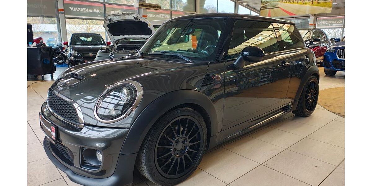 Mini Cooper S 127.800 km 9.900 &euro; Moosthenning 84164