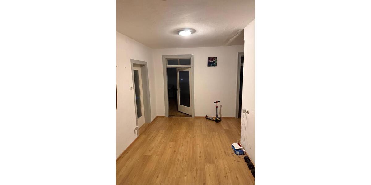 Etagenwohnung Velden - 3 Zimmer, 107 m&sup2;, 1.090&euro; | Angebot:26606047