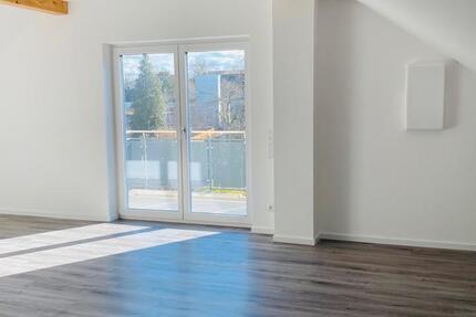 Wohnung Rottenburg an der Laaber - 3.5 Zimmer, 110 m&sup2;, 1.190&euro; | Angebot:25843473