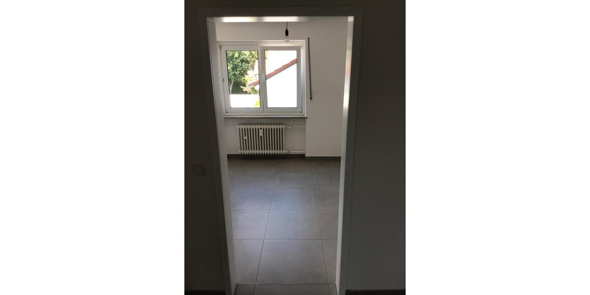 Etagenwohnung Kumhausen - 4 Zimmer, 85 m&sup2;, 1.250&euro; | Angebot:27612583