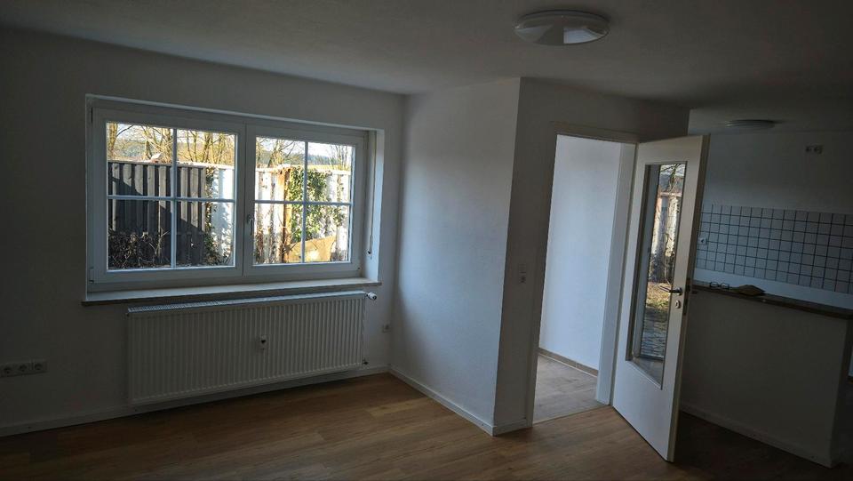 Erdgeschoßwohnung Kirchberg - 4 Zimmer, 95 m&sup2;, 1.050&euro; | Angebot:25350144