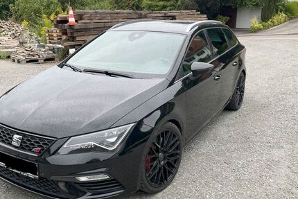 Seat Leon 129.500 km 16.999 &euro; Pfeffenhausen 84076