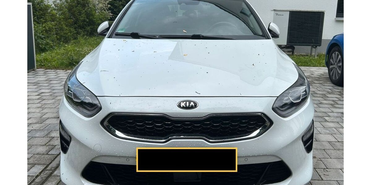 Kia ceed / Ceed 49.500 km 14.500 &euro; Moosburg 85368