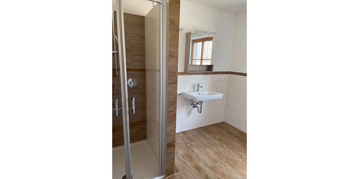 Erdgeschoßwohnung Adlkofen - 1 Zimmer, 35 m&sup2;, 595&euro; | Angebot:26596700