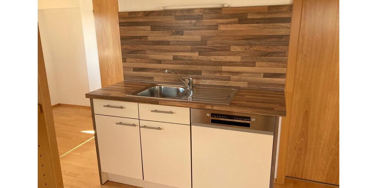 Dachgeschoßwohnung Bodenkirchen - 3 Zimmer, 75 m&sup2;, 780&euro; | Angebot:25353329