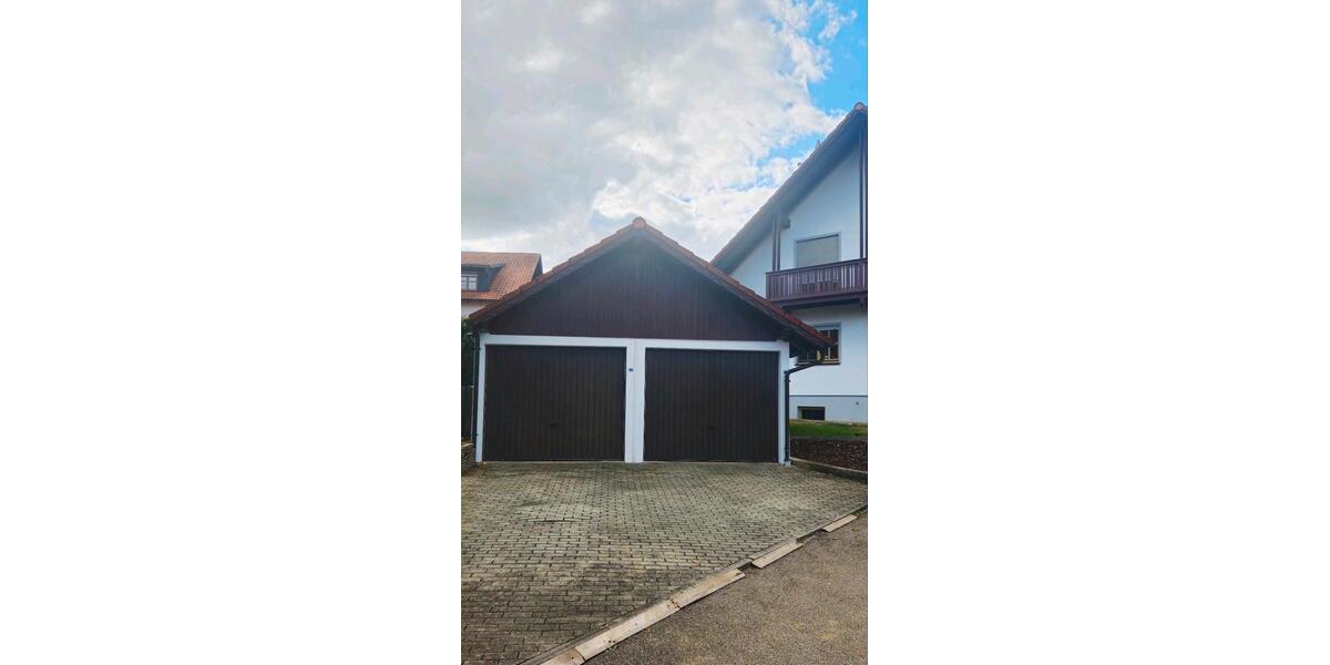 Doppelhaushälfte Obersüßbach - 9 Zimmer, 120 m&sup2;, 1.300&euro; | Angebot:27620948