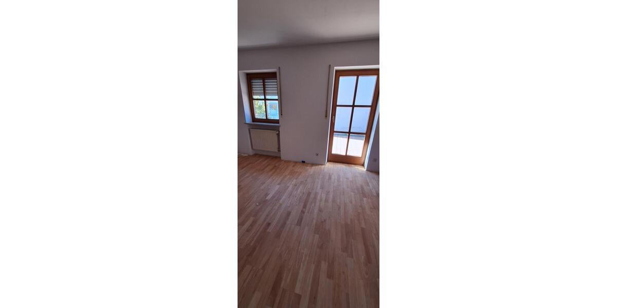 Maisonettenwohnung Gammelsdorf - 3 Zimmer, 80 m&sup2;, 980&euro; | Angebot:27607716