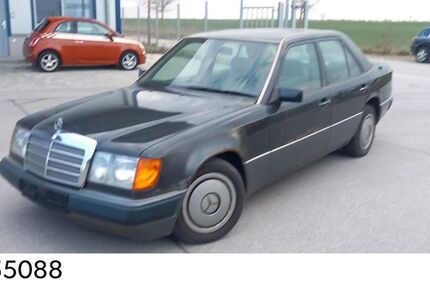 Mercedes-Benz 200 204.000 km 1.999 &euro; Rottenburg 84056