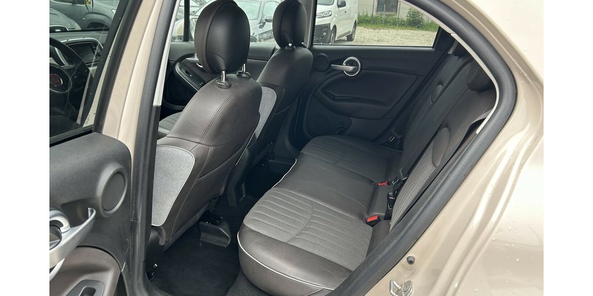 Fiat 500X Lounge Aut.Xenon Navi PDC Leder 58.100 km 12.500 &euro; Altdorf 84032