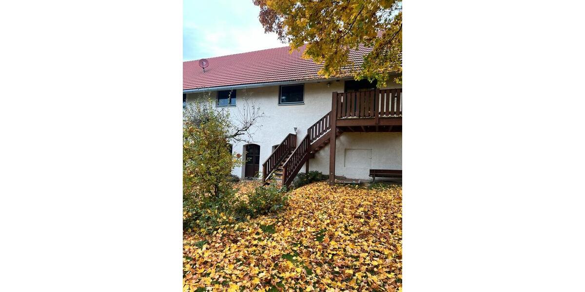 Etagenwohnung Attenhofen Walkertshofen - 3 Zimmer, 110 m&sup2;, 990&euro; | Angebot:25376372