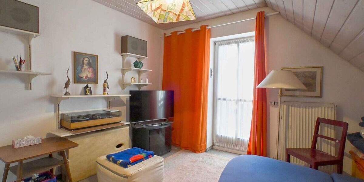 Einfamilienhaus Landshut Achdorf - 7 Zimmer, 182 m&sup2;, 670.000&euro; | Angebot:25669412