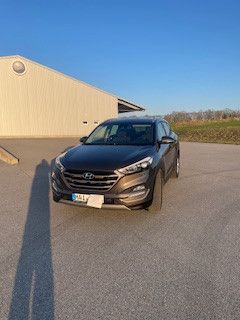 Hyundai TUCSON 130.000 km 14.300 &euro; Volkenschwand 84106