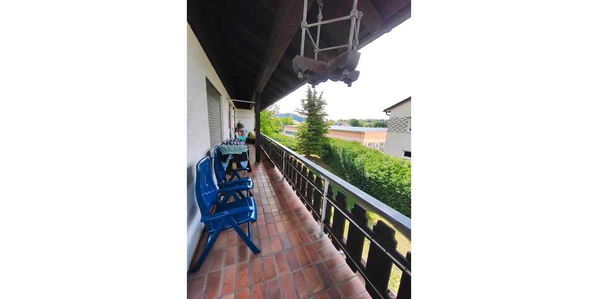 Etagenwohnung Niederaichbach - 4 Zimmer, 140 m&sup2;, 1.300&euro; | Angebot:26630185
