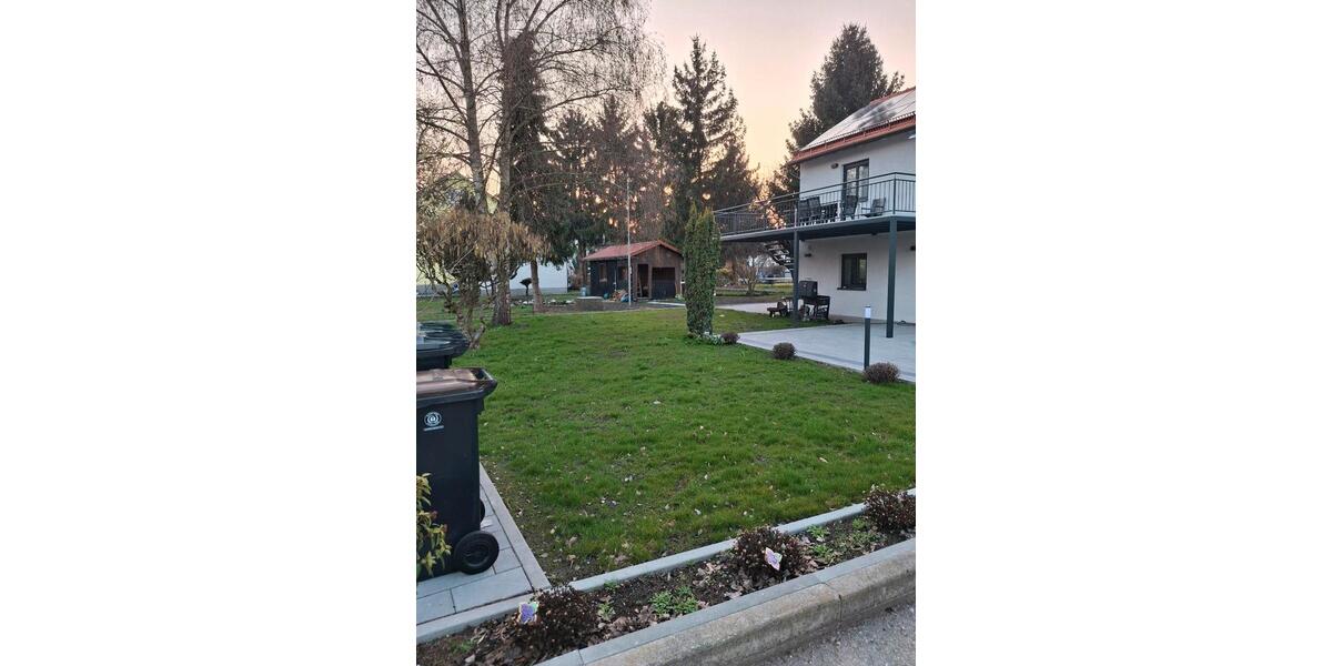 Erdgeschoßwohnung Essenbach - 3 Zimmer, 80 m&sup2;, 2.200&euro; | Angebot:25715422