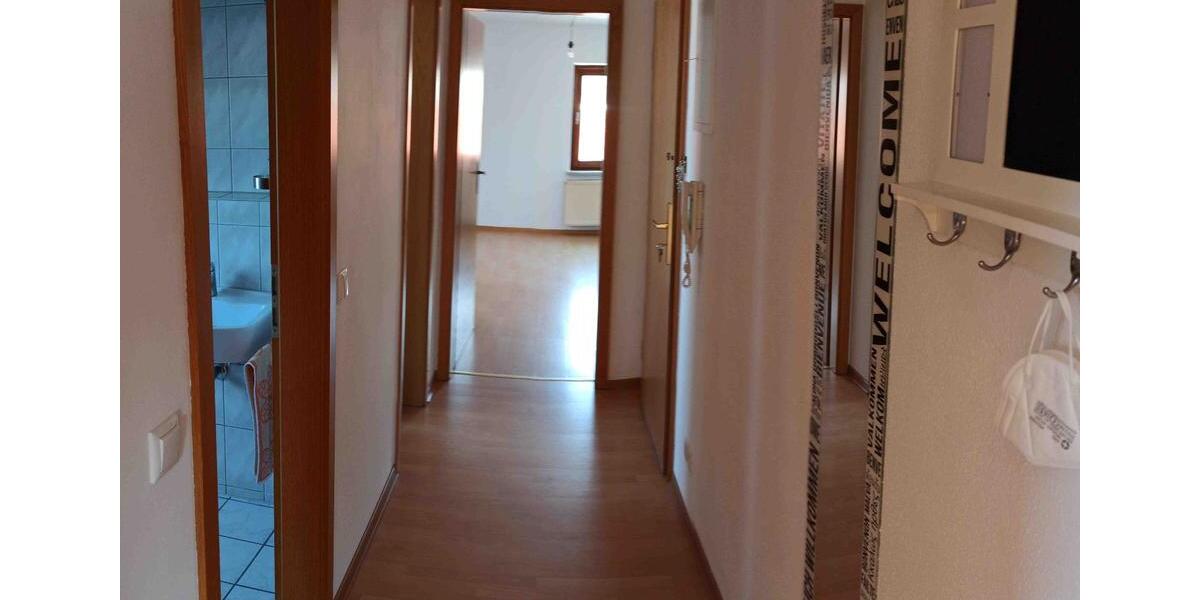 Etagenwohnung Ergoldsbach Langenhettenbach - 2 Zimmer, 52 m&sup2;, 530&euro; | Angebot:26552570