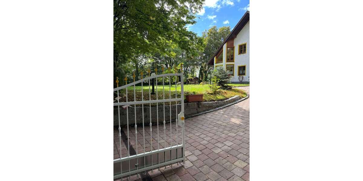 Einfamilienhaus Langenbach Niederhummel - 6 Zimmer, 240 m&sup2;, 1.650.000&euro; | Angebot:25139663
