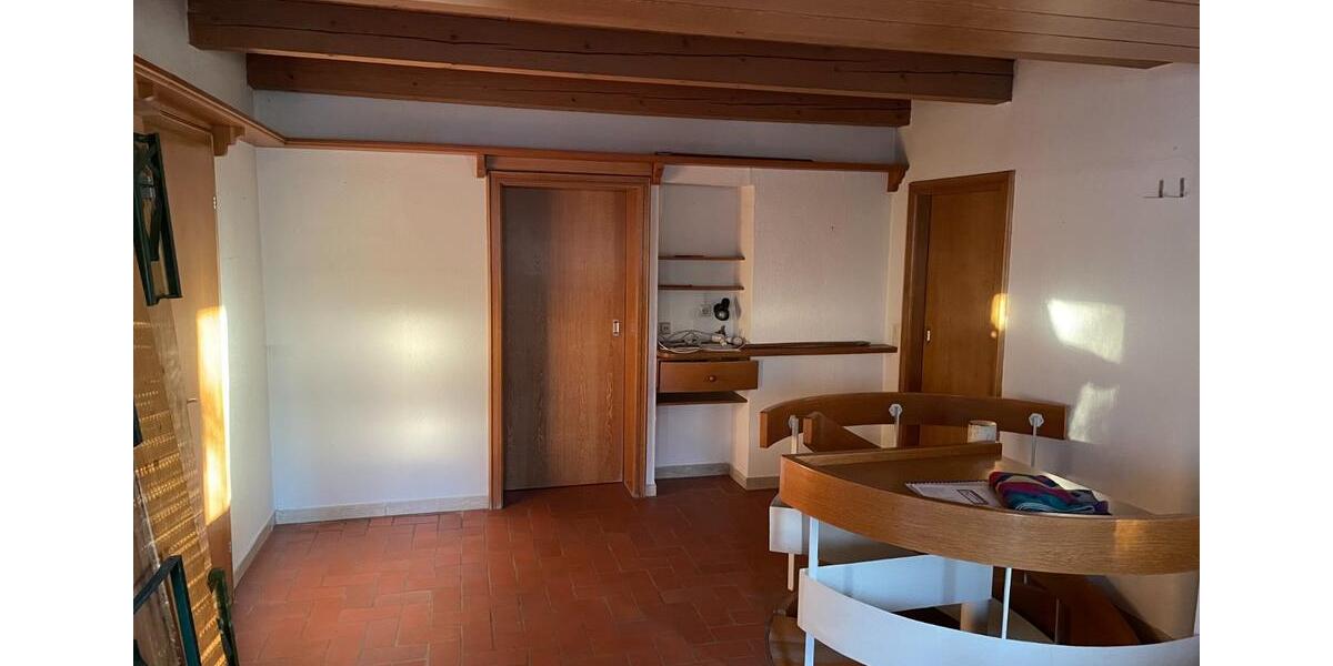 Einfamilienhaus Kumhausen - 7 Zimmer, 190 m&sup2;, 2.000&euro; | Angebot:25977749