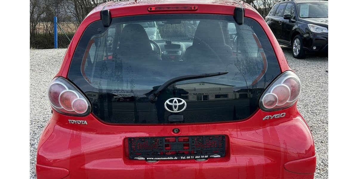 Toyota Aygo Basis 1.0i Euro5 1.Hand 182.600 km 2.500 &euro; Altdorf 84032