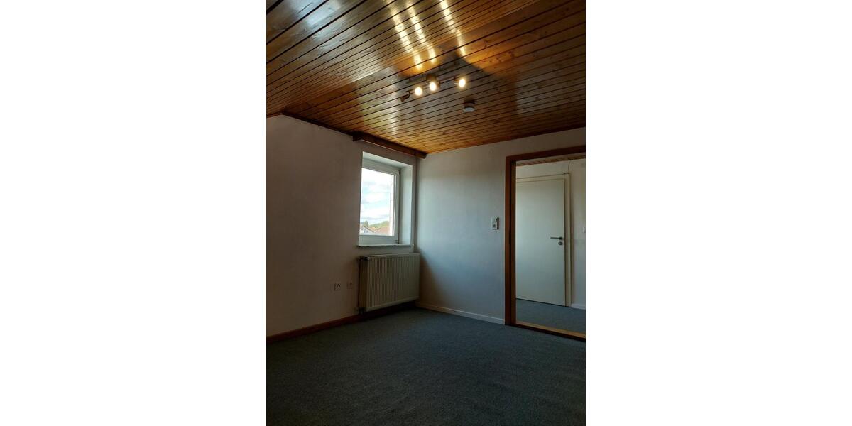 Dachgeschoßwohnung Landshut Landshut-West - 2 Zimmer, 53 m&sup2;, 636&euro; | Angebot:25823272