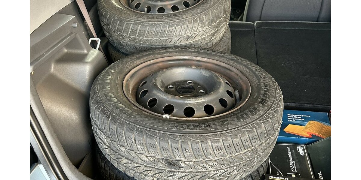 Kia Rio 1.4i EX Basis Klima Euro4 136.900 km 2.500 &euro; Altdorf 84032