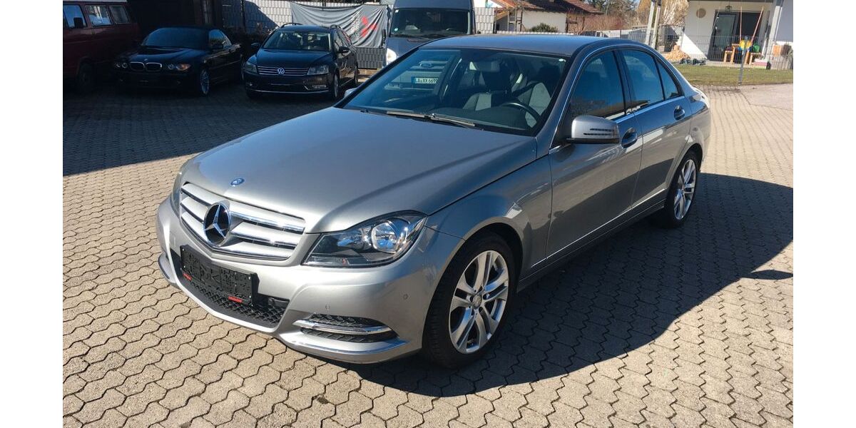 Mercedes-Benz C 180 64.500 km 12.700 &euro; Altfraunhofen 84169