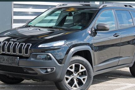 Jeep Cherokee 124.440 km 11.490 &euro; Eching i. Ndb. 84174
