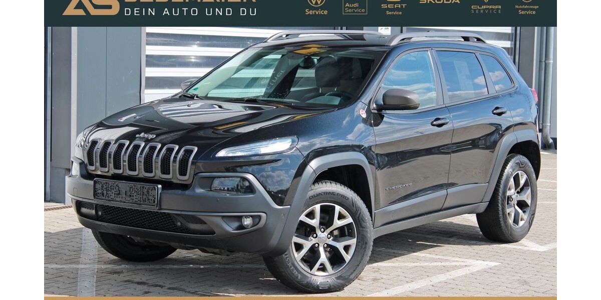 Jeep Cherokee 124.440 km 11.490 &euro; Eching i. Ndb. 84174