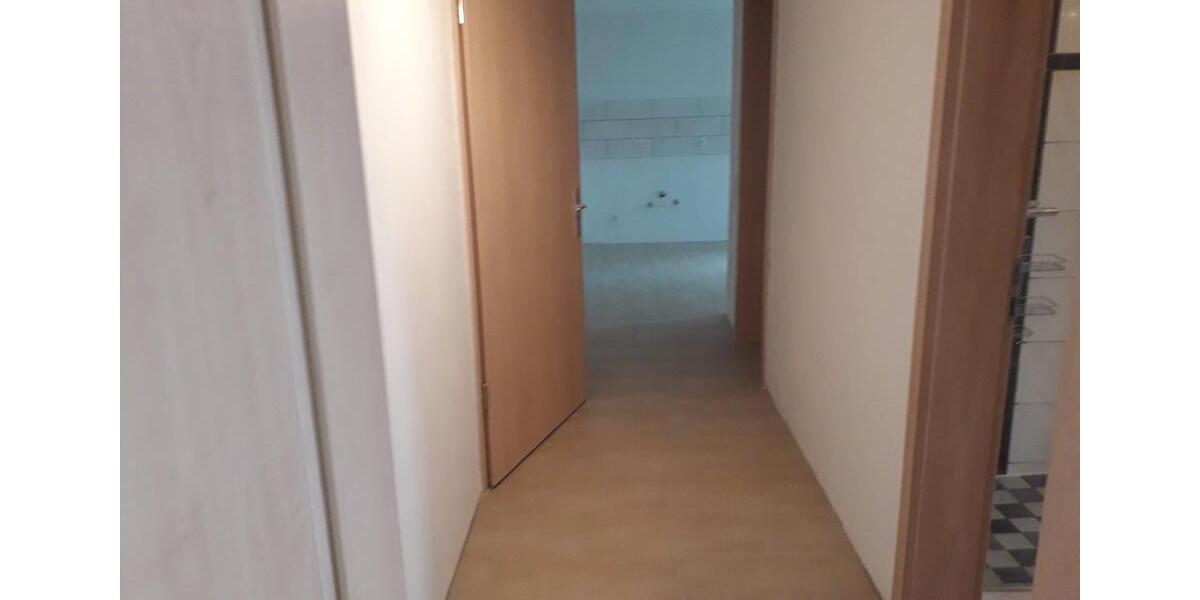 Etagenwohnung Frontenhausen - 3 Zimmer, 73 m&sup2;, 645&euro; | Angebot:27601958