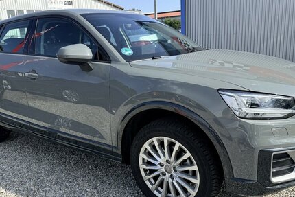 Audi Q2 35 TFSI Design Navi Xenon 1.Hand LED 38.000 km 14.980 &euro; Altdorf 84032