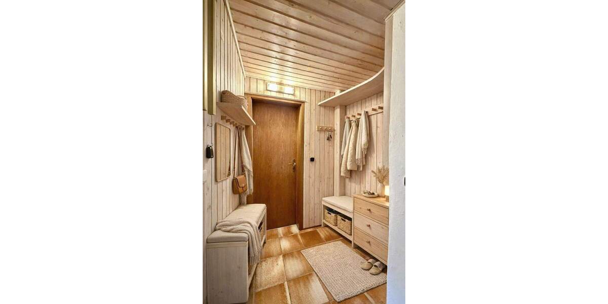 Einfamilienhaus Geisenhausen - 5 Zimmer, 144 m&sup2;, 649.000&euro; | Angebot:25701118