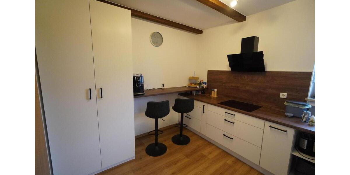 Etagenwohnung Mallersdorf-Pfaffenberg Pfaffenberg - 4 Zimmer, 80 m&sup2;, 700&euro; | Angebot:25968180