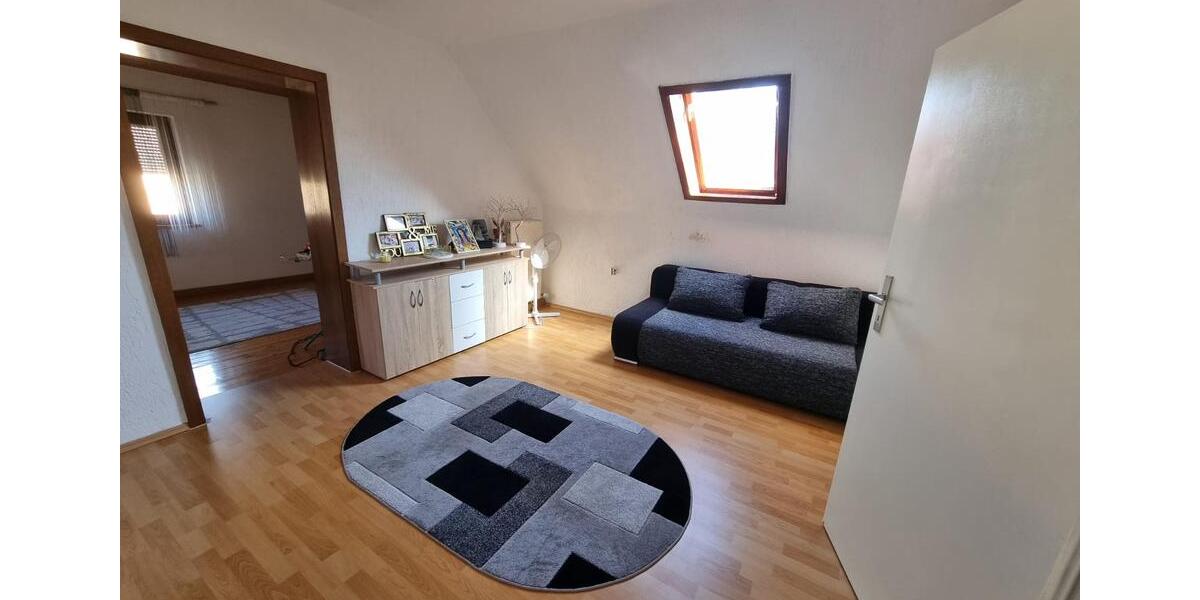 Mehrfamilienhaus, Wohnhaus Mengkofen - 9 Zimmer, 260 m&sup2;, 560.000&euro; | Angebot:23861666