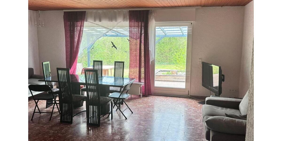 Einfamilienhaus Essenbach - 5 Zimmer, 250 m&sup2;, 2.100&euro; | Angebot:26340530