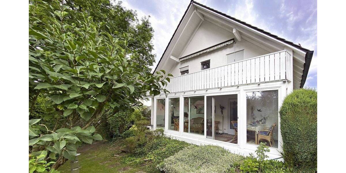 Einfamilienhaus Landshut Achdorf - 7 Zimmer, 350 m&sup2;, 1.150.000&euro; | Angebot:25743789